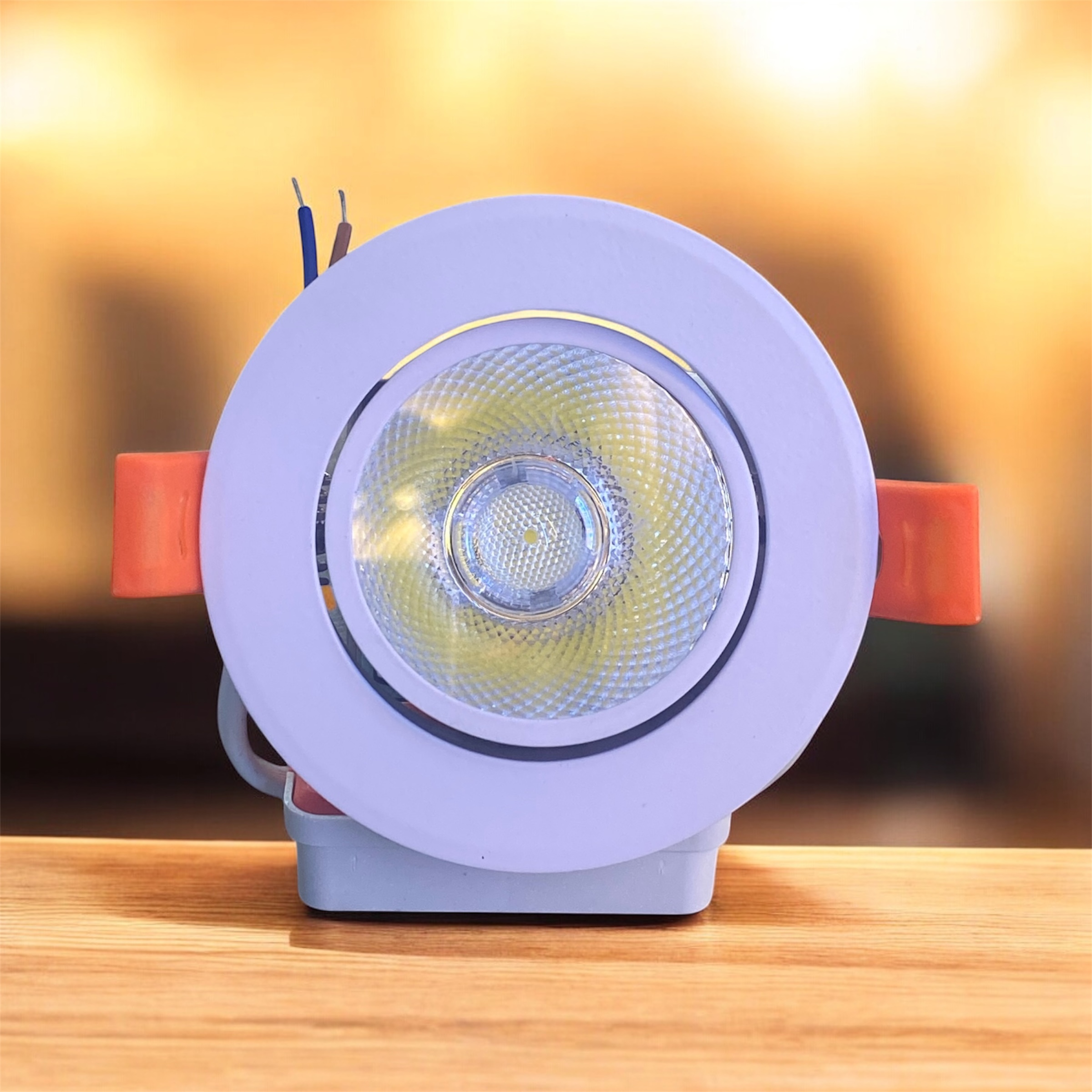 (image for) 7 Watt Spot economy